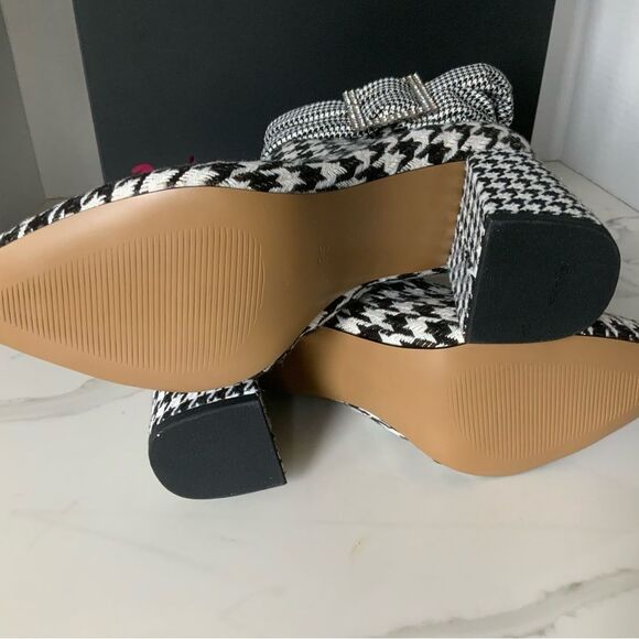 Betsey Johnson Black & White Houndstooth Booties w/ Rhinestone Buckle 9.5 NEW - Picture 9 of 10